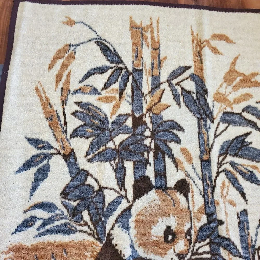 Vintage Brown Reversible‎ Nature Asian Panda Scene Eating Bamboo 60 X 80